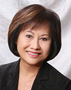 Sylvia Yuen headshot